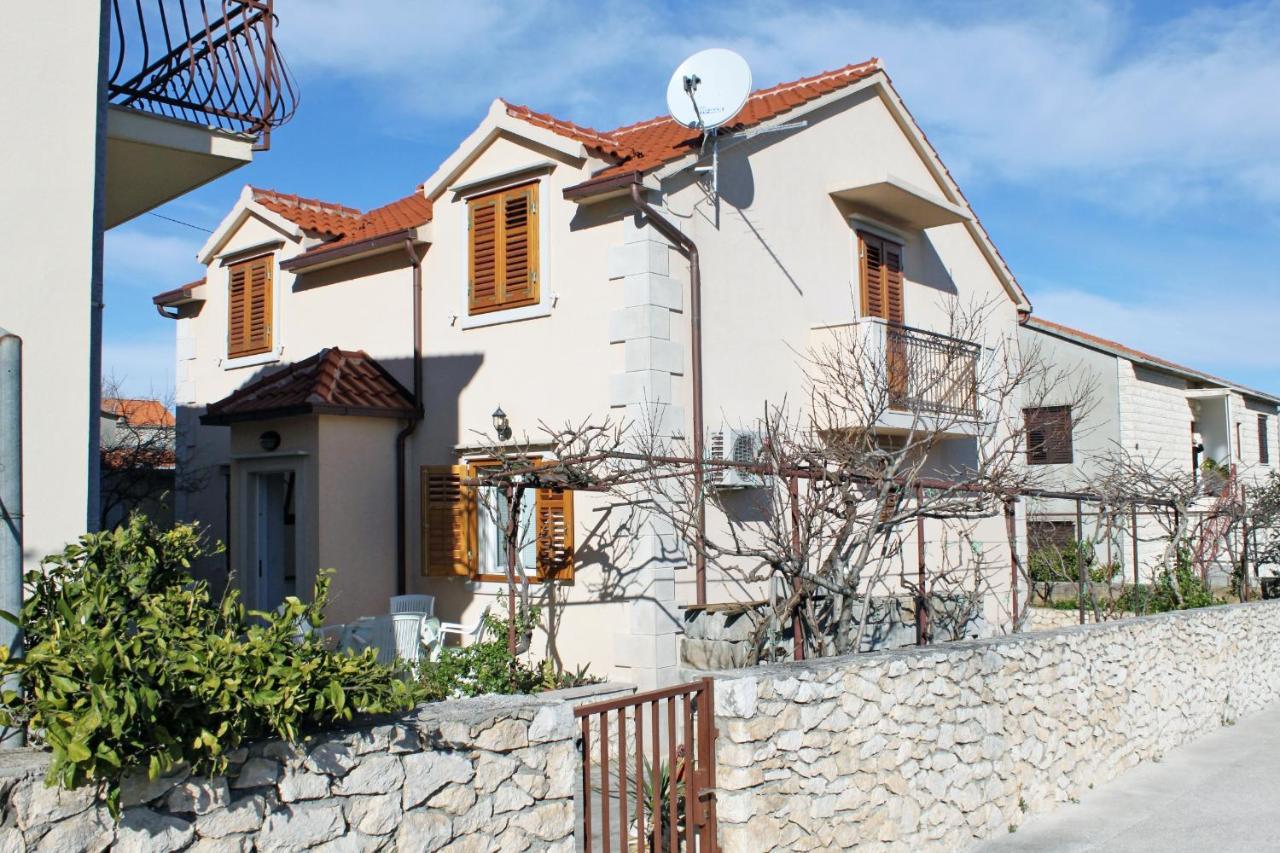 Apartments With A Parking Space Supetar, Brac - 6037 エクステリア 写真